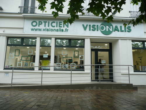 Opticien : VISIONALIS, 23 place henri IV, 18250 Henrichemont