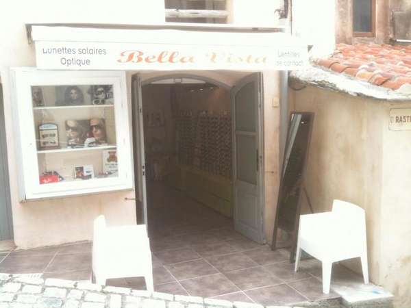 Opticien : AJACCIO OPTIQUE, 8 Rue François Pietri, 20090 AJACCIO