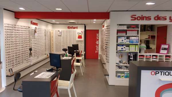 Opticien : OPTIQUE DE MOOR, 1 RUE DE DIEPPE, 60112 MILLY SUR THERAIN