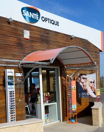 Opticien : SANTE OPTIQUE, QUARTIER BEAUDINE, 04300 FORCALQUIER