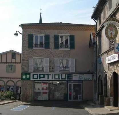 Opticien : OPTIQUE FRÉCON, 2, place de la République, 42130 BOËN SUR LIGNON