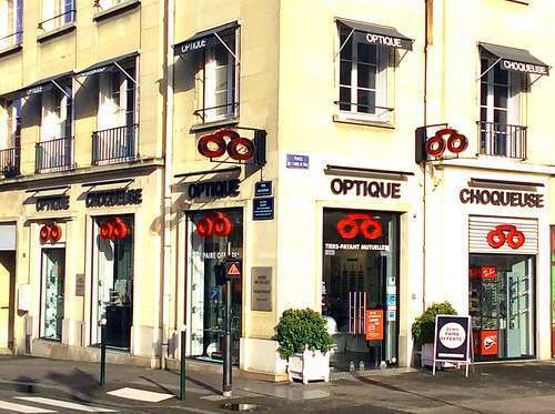 Opticien : OPTIQUE CHOQUEUSE, 2 bis Place de l'Hôtel de Ville, 60200 compiègne