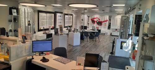 Opticien : OPTIQUE ET AUDITION L'OEIL URTOIS, 82 Avenue de Genevois, 64240 URT