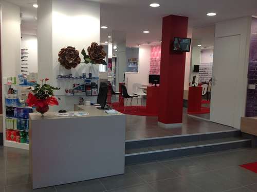 Opticien : OPTIQUE GRANDCLEMENT, 41 Place Jules Grandclément, 69100 VILLEURBANNE