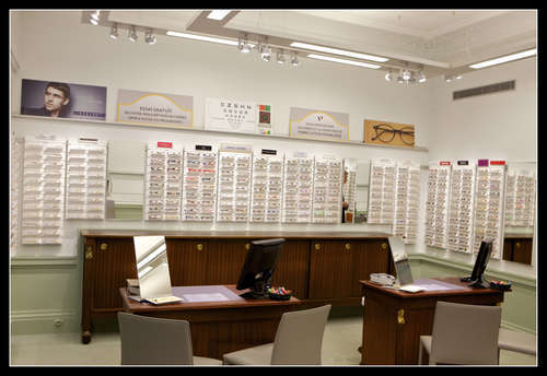 Opticien : VISION CONTACT, 64 RUE DE MIROMESNIL, 75008 PARIS