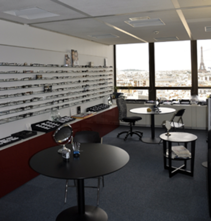 Opticien : THOMAS SINCLAIR LABORATOIRES, 3 rue de l'Arrivée, 75015 PARIS