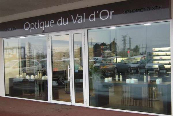 Opticien : OPTIQUE DU VAL D'OR, Route de Poitiers, 79600 AIRVAULT