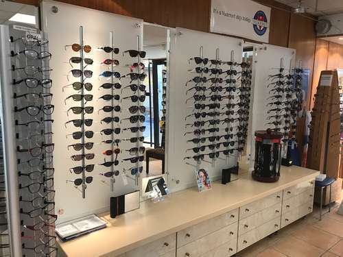 Opticien : ENCLAV'OPTIQUE, 6 Rue Pasteur, 84600 VALREAS