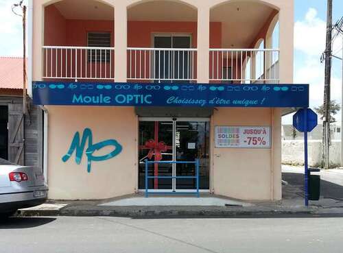 Opticien : MOULE OPTIC, 34 Boulevard Rouge, 97160 Le Moule