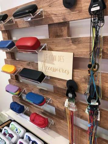 Image actualité Découvrez le #coin des #accessoires chez LAMY OPTICIEN 🤩
