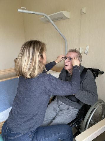 Actualité optique opticien : OPTIQUE A DOMICILE POUR PERSONNES SANS MOBILITE