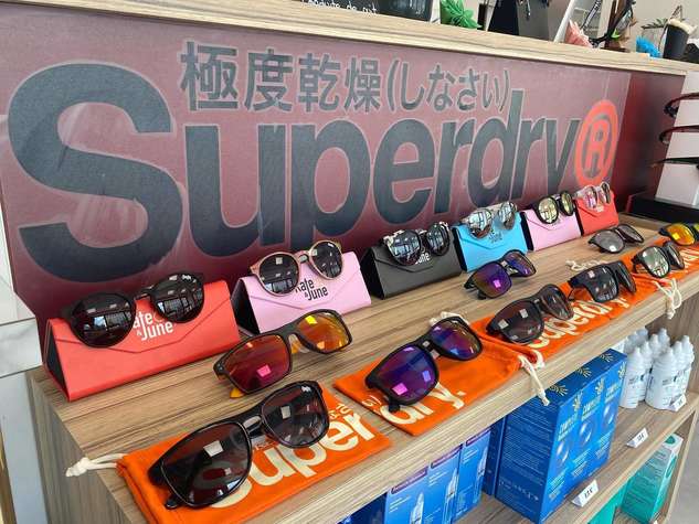 Actualité optique opticien : Collection solaire SUPERDRY