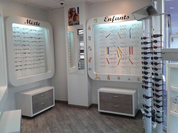 Photo du magasin EUROPTIQUE J-S