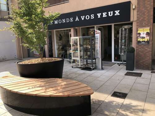 Photo du magasin LE MONDE A VOS YEUX