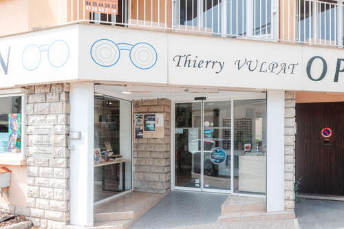 Photo du magasin T VULPAT OPTICIEN