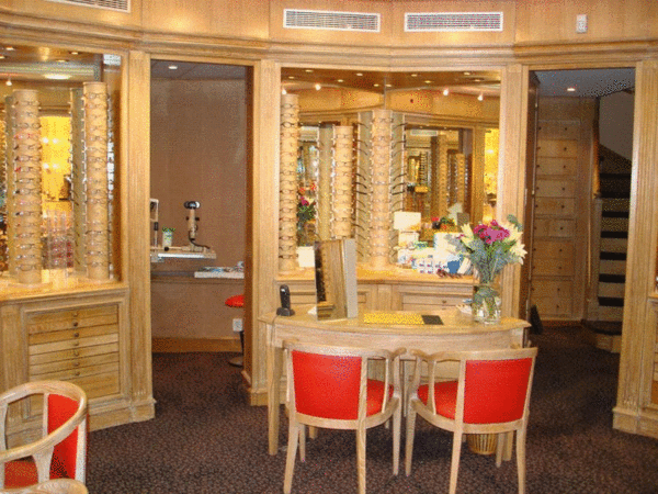Photo du magasin RASPAIL OPTICIENS