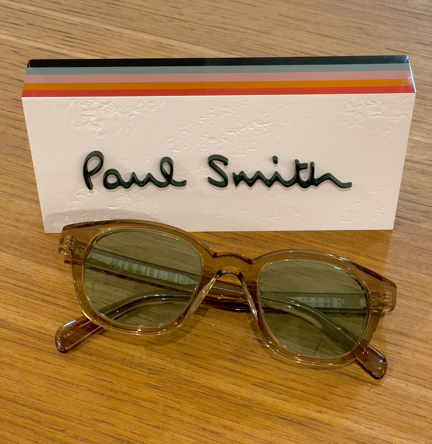 Création PAUL SMITH visible chez OLIVIER OPTICIENS