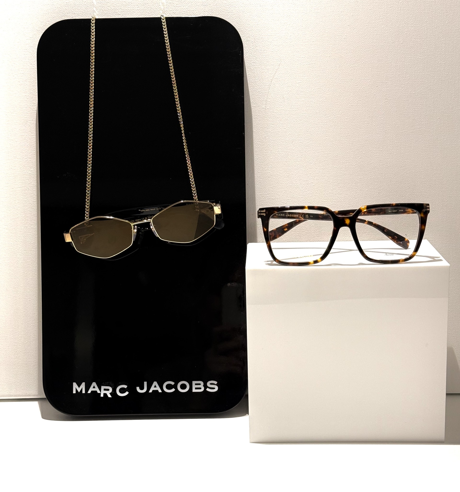 MARC JACOB