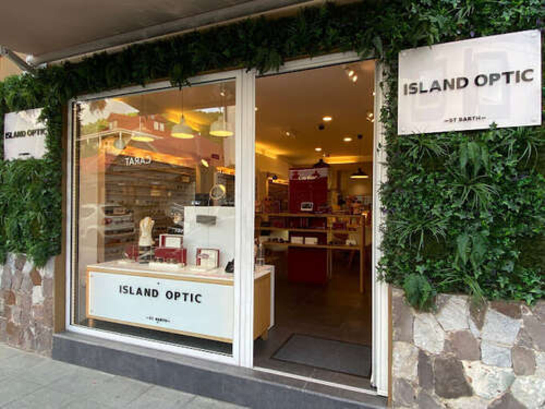 Image principale de l'opticien ISLAND OPTIC