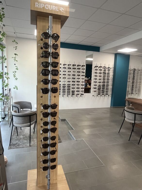 Image principale de l'opticien BRANCHE-LES SPECIALISTES LUNETIERS
