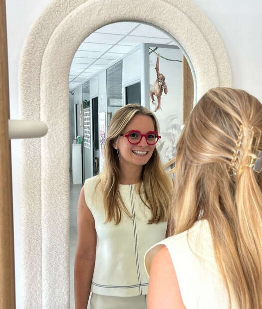 Photo de CHARLOTTE  - CLIN D'OEIL OPTIQUE à MONTGISCARD