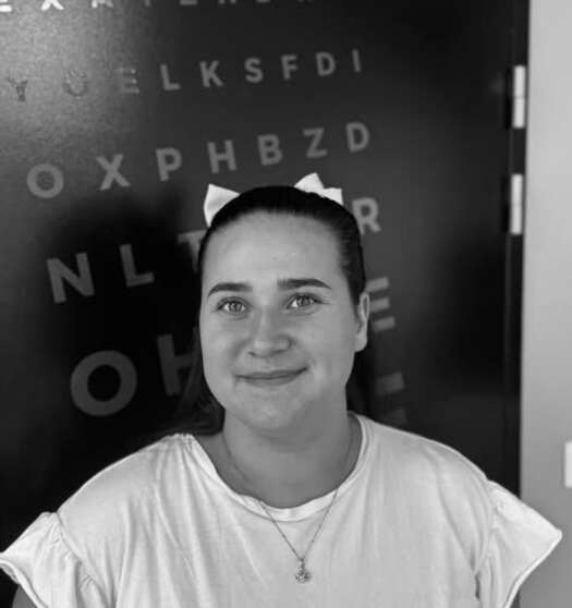 Photo de Julia - NATUROVUE OPTICIEN & AUDITION à VILLEBOIS-LAVALETTE